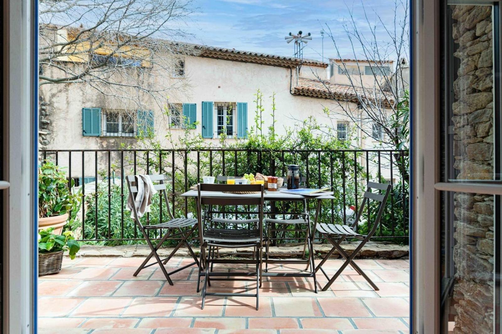 Pretty Historical Village House Grimaud Exterior foto